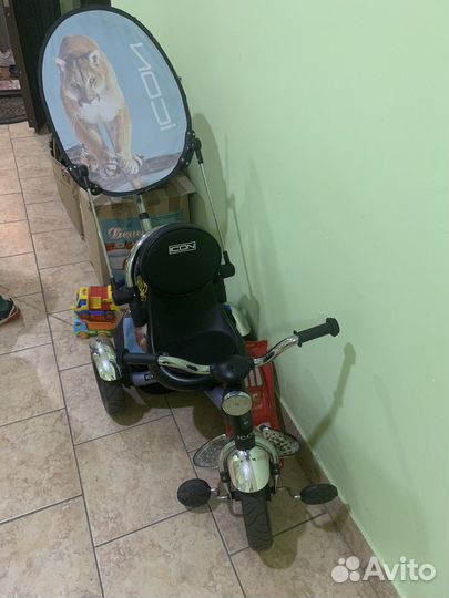 Велосипед с ручкой icon