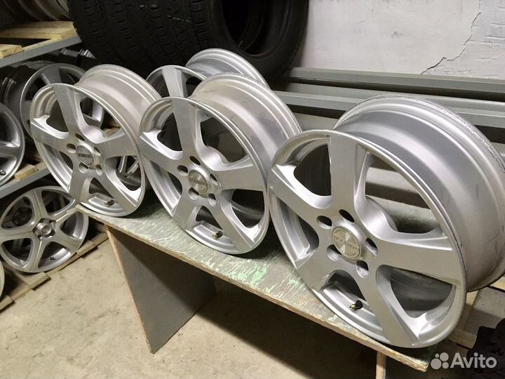 Диски из Японии. 16D ; 5*114,3 Bridgestone (оригин