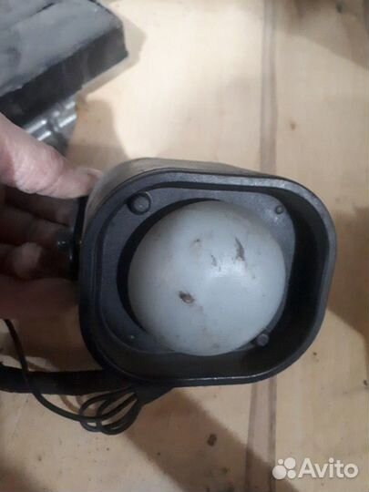 Сирена штатной сигнализации мерседес 212,205