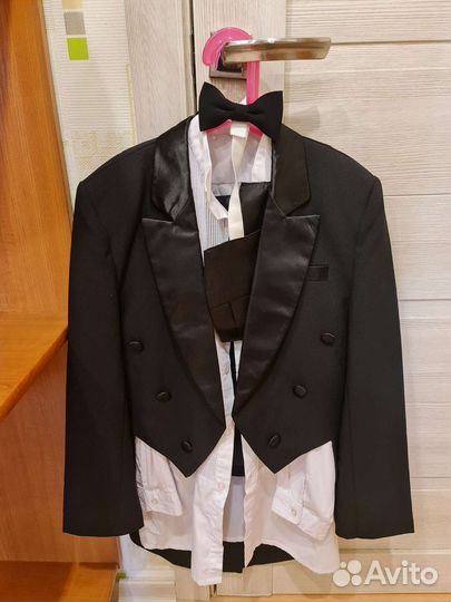 Костюм парадный фрак для мальчика (64 размер)