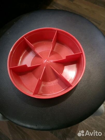 Кормушка для сельхозптицы