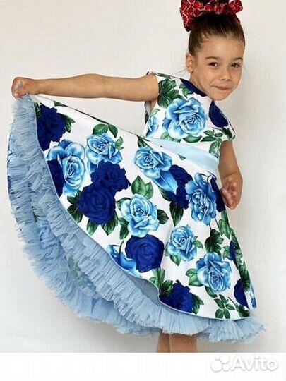 Пышное нарядное платье для девочки