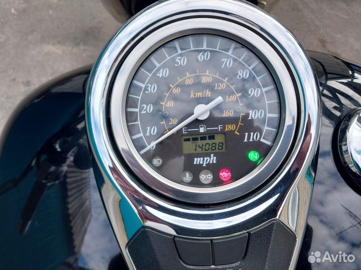 Мотоцикл Suzuki VL 800