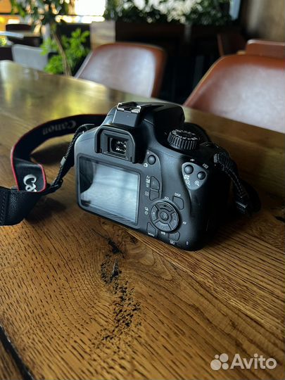 Фотоаппарат Canon eos 4000d