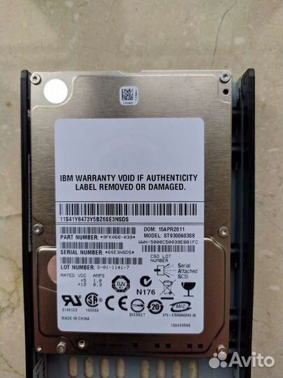 Жесткий диск IBM 300Gb 85Y5862 2.5 SAS