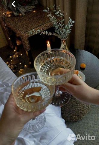 Новогодний бокал для игристого вина