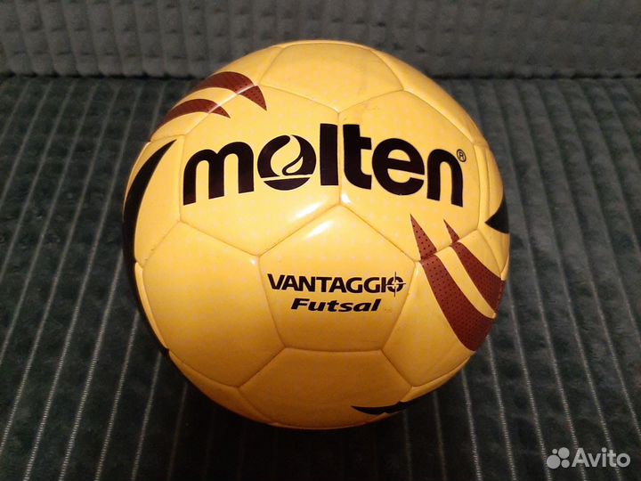 Футбольный мяч футзальный