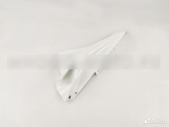 Накладка левого обтекателя BMW S1000RR 2015-2018 некрашеная