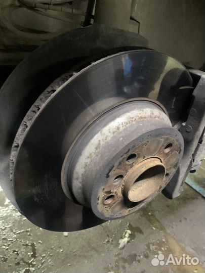 Тормозной диск е65