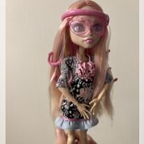 Кукла монстер хай