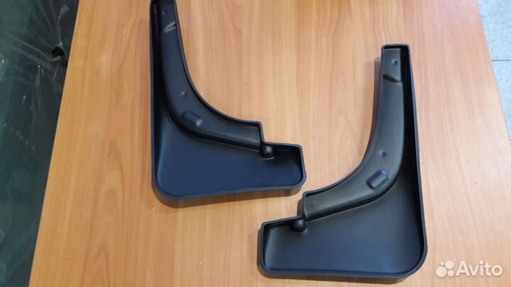 Брызговики передниеGeely Emgrand EC-7 Эмгранд ец-7