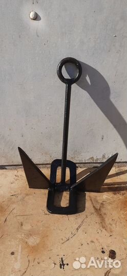 Якорь лодочный