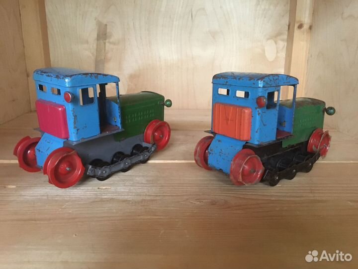 Игрушка трактор СССР