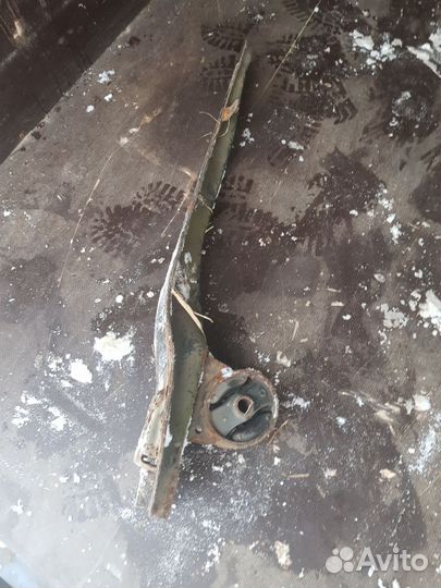 Лыжа подрамника Mitsubishi Lanser X лансер 10