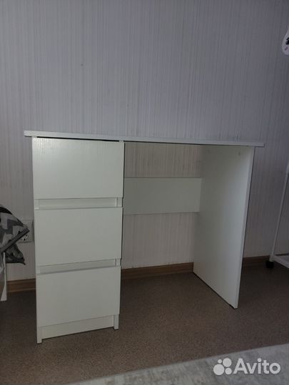 Письменный стол для школьника бу