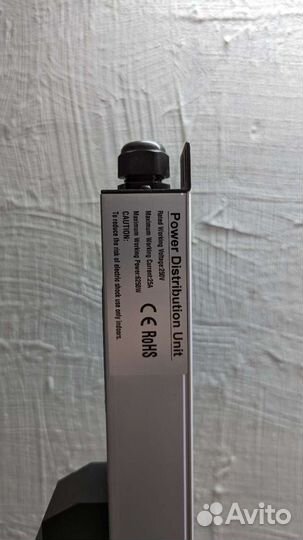 Вертикальный PDU 220v
