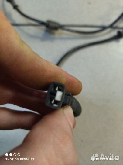 Датчик abs передний правый Kia Rio 3