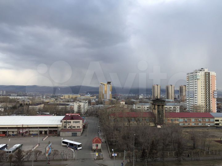 2-к. квартира, 53 м², 9/10 эт.