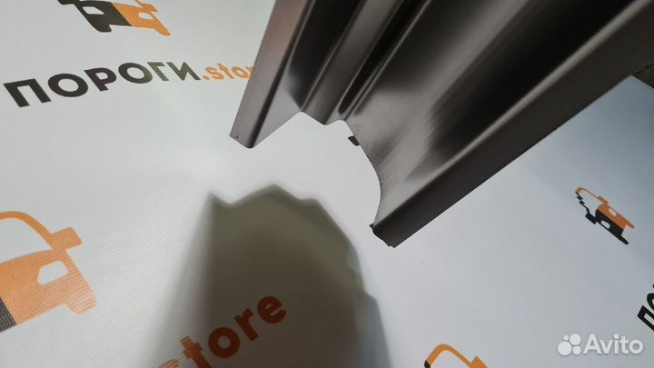 Ремонтный порог левый Toyota Land Cruiser 100