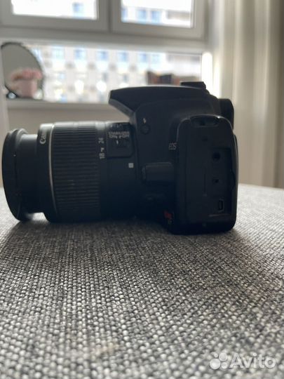 Зеркальный фотоаппарат