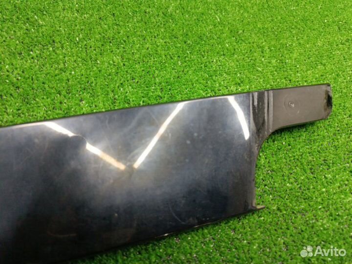 Накладка двери передняя правая Volkswagen Golf 7