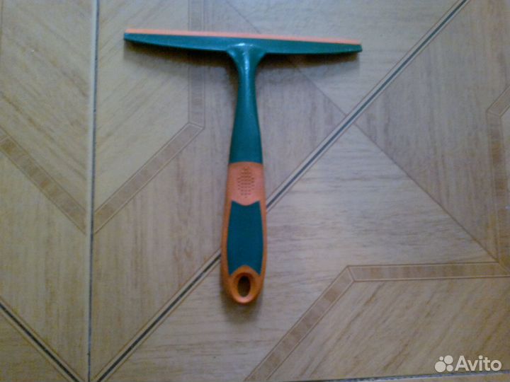 Для мытья окон смётка воды