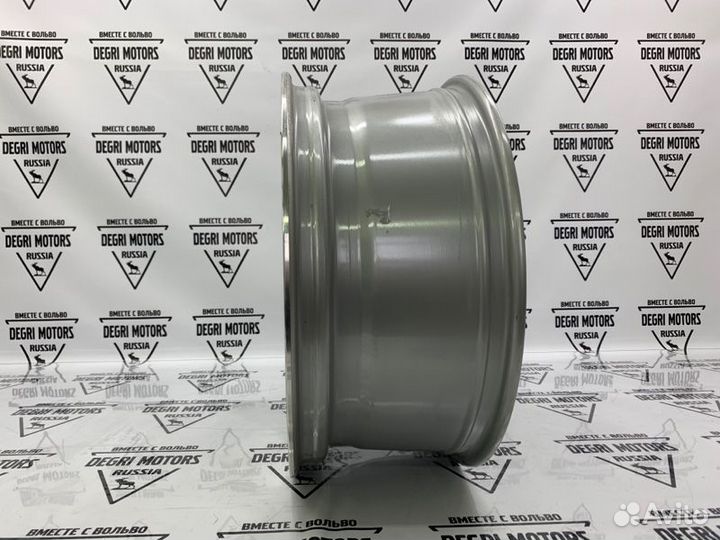 Диск колесный R20 оригинал Volvo S90 S90L V90 17