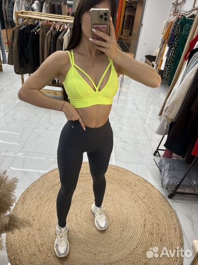 Леггинсы и топ