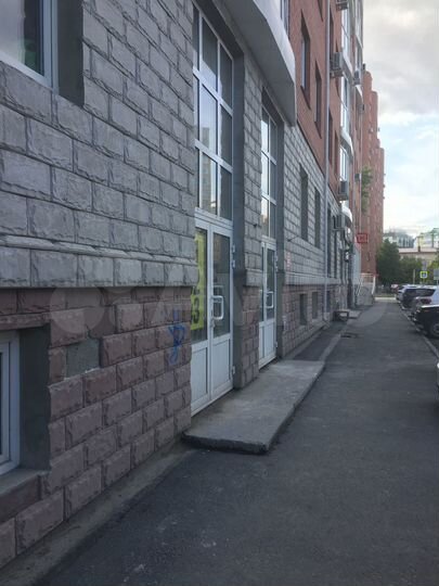 2-к. квартира, 212,6 м², 1/9 эт.