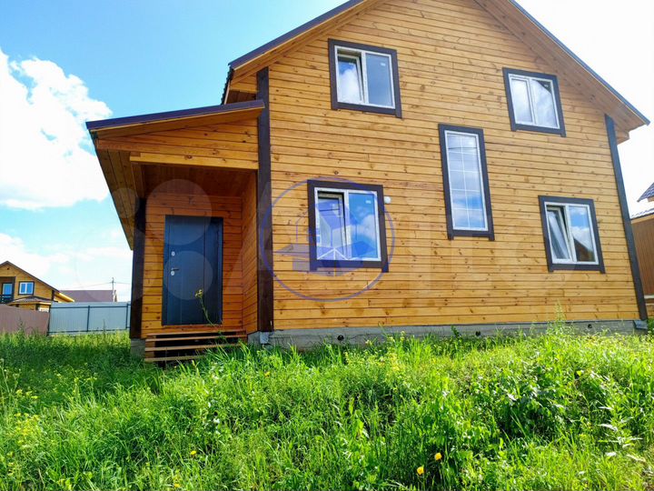 Коттедж 144 м² на участке 4 сот.