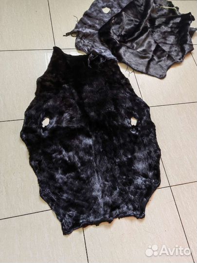 Шкурки морского котика.Выделаные