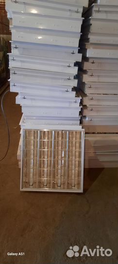 Светильник потолочный встраиваемый