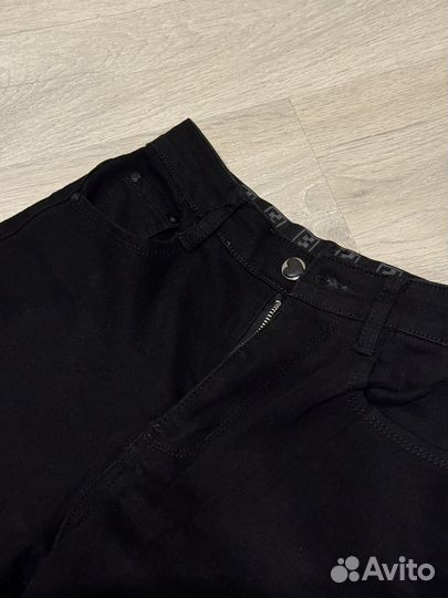 Джинсы женские черные