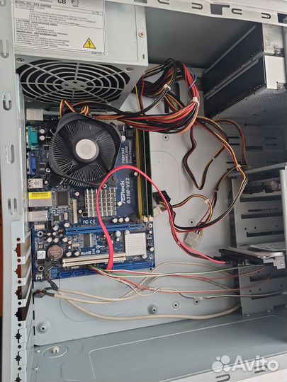 Материнка Asrock g31m-vs2 И 2 ядра кулер