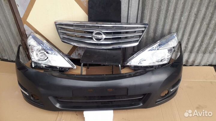 Фара линза ксенон правая Nissan Teana J32 оригинал