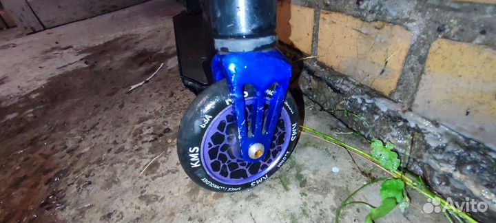 Трюковой самокат