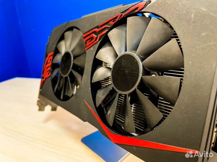 Видеокарта Asus Radeon RX 570 4Gb 256Bit