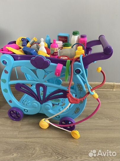 Больница с тележкой (доктор Плюшева)