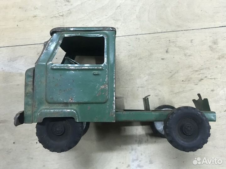 Игрушка военный грузовик металл СССР