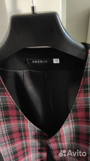 Жилетка Салют школьная Desalu 152-72