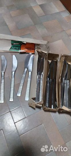 Приборы столовые, икорница металл