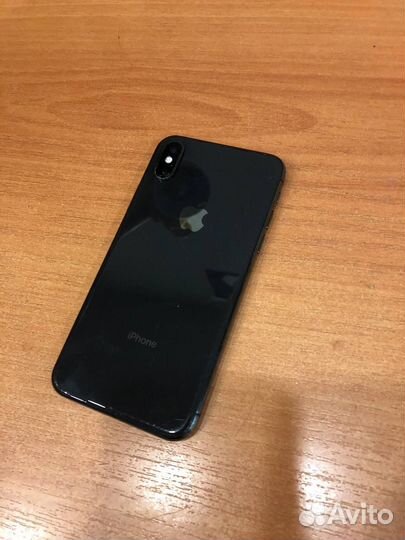 Телефон iPhone X 64gb
