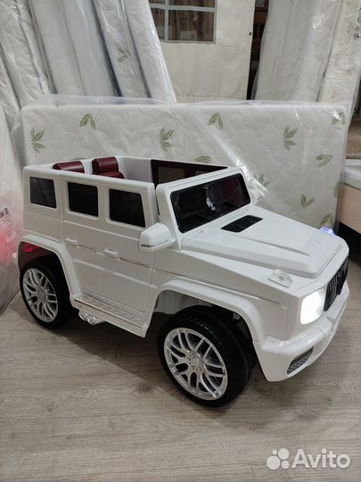 Электромобиль детский Mercedes-Benz