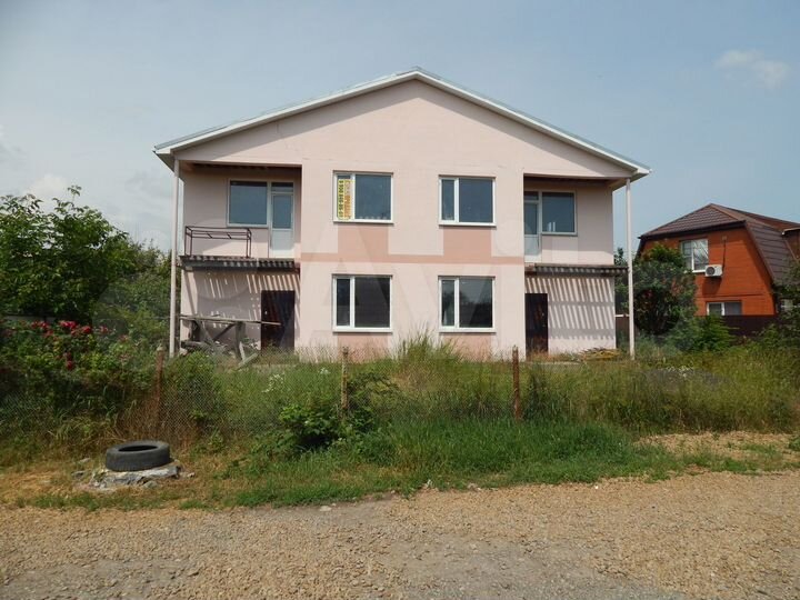 Дом 241 м² на участке 6,6 сот.