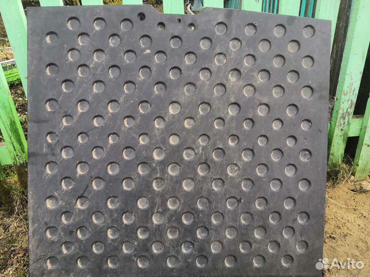 Продам полку в багажник в кариб