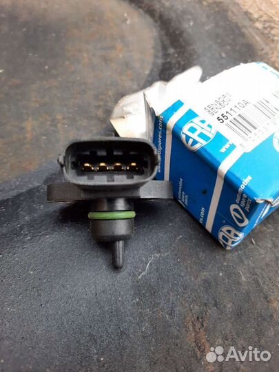 Датчик надува KIA sorento 1