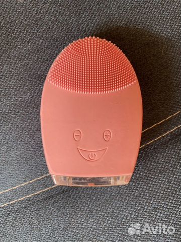 Чистящая щетка, массажер для лица