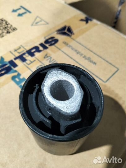 Сайлентблок кабины передний 850962100019