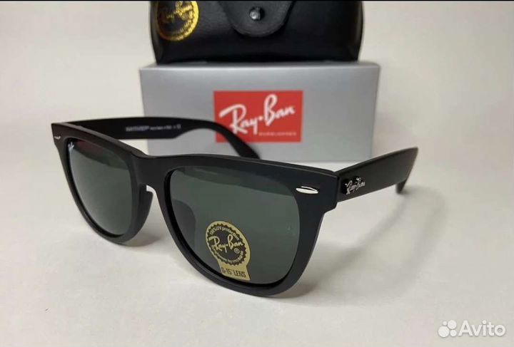 Солнцезащитные очки Ray Ban wayfarer