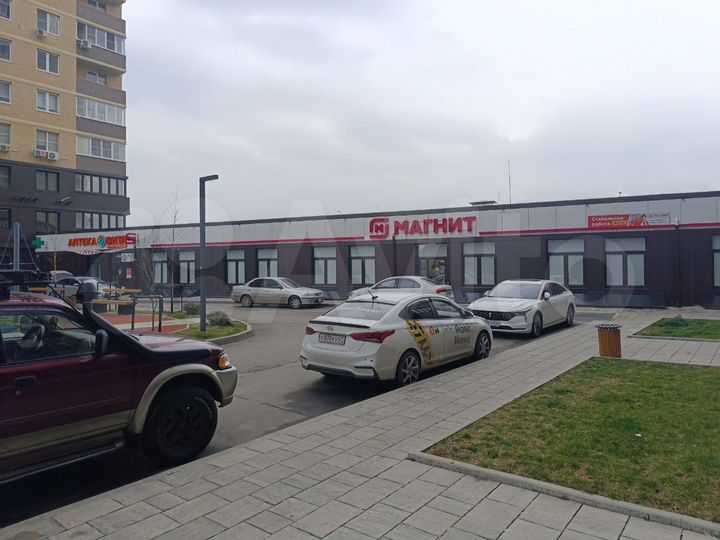 Торговая площадь рядом с магнитом, 37.2 м²